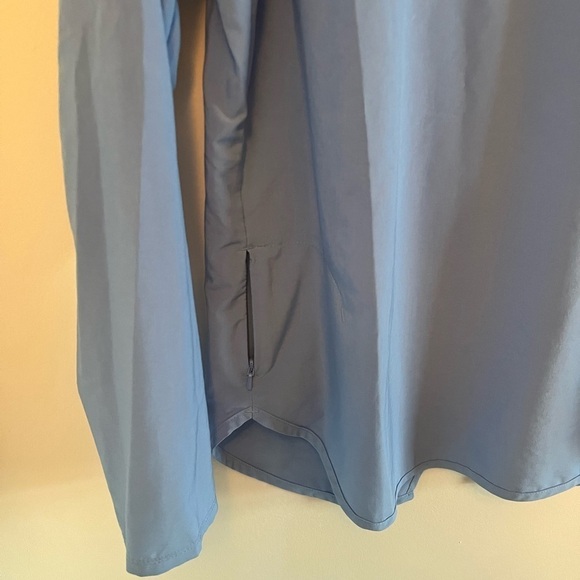 Columbia light blue top long sleeve rash guard Split back Women’s M - Picture 7 of 9